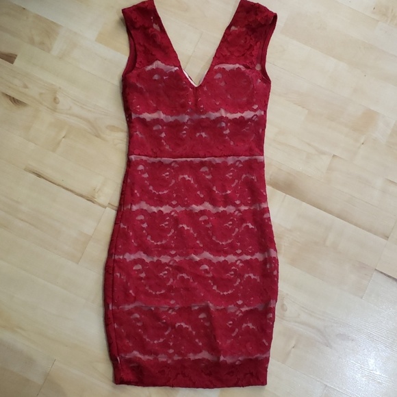Wine Lace Dress - Picture 2 of 8